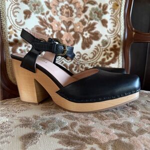 KK Dodds Black Leather Platform Clog Sandals with Wood Block Heel